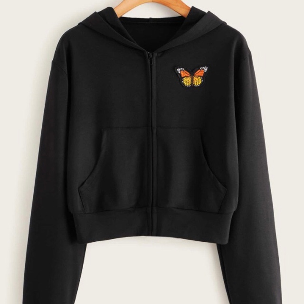 🦋Crop Butterfly Sweater🦋